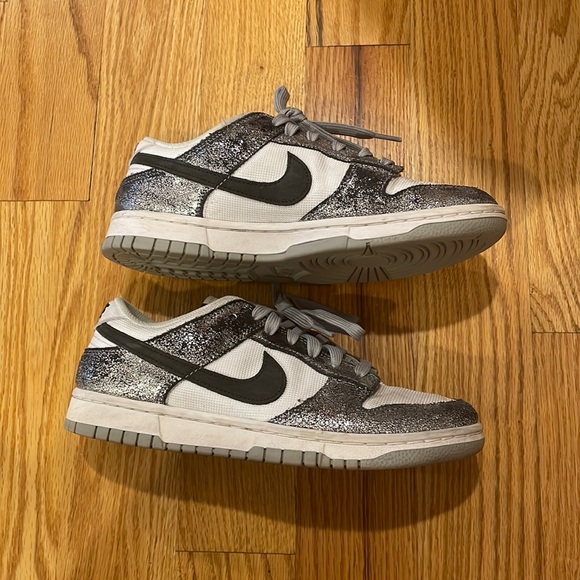 Nike Shoes - dunk low used